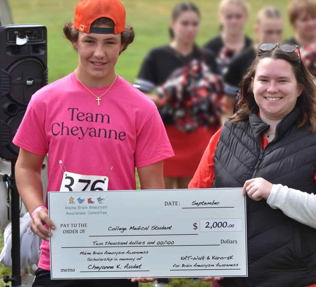 scholarship winner kimberly seitz